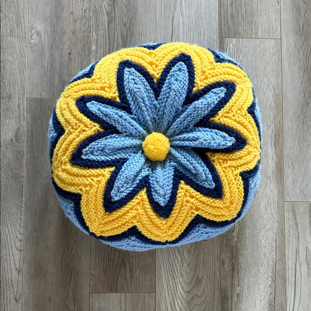 🧶Homemade Crochet Round Pillow